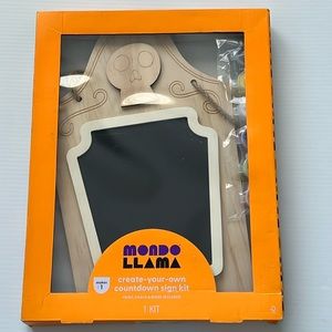NWT Create Your Own Halloween Countdown Sign Kit